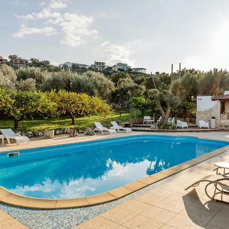 Villa Chiara - Esclusiva Con Piscina Privata, E Vista Panoramica Acquedolci